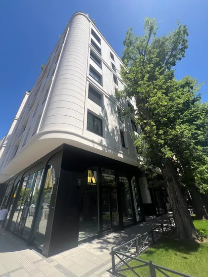 Radnička 21 | 4zida.rs