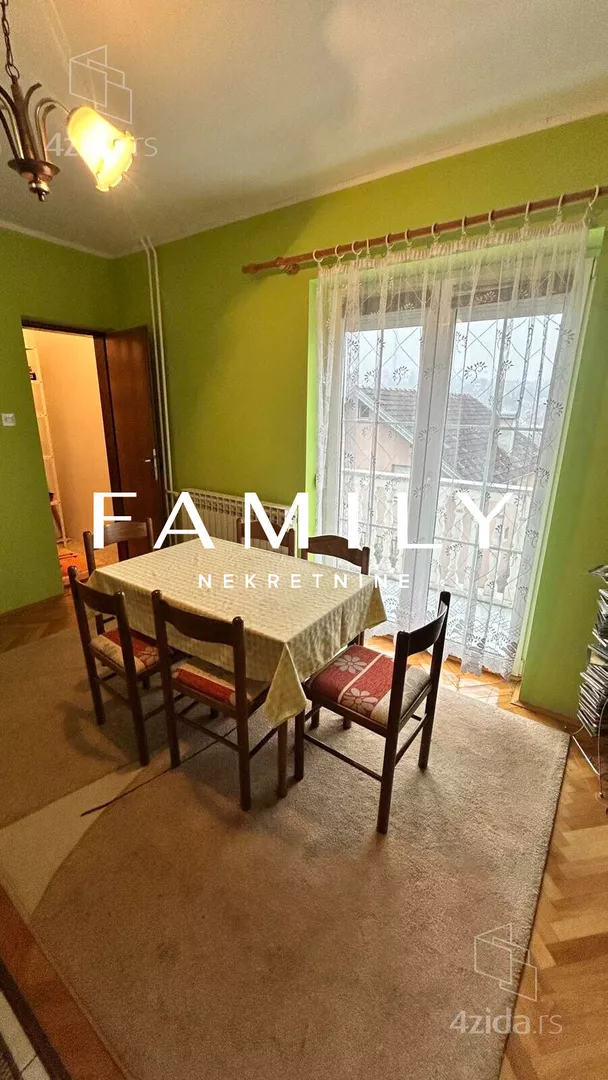 3-etažna kuća | 4zida