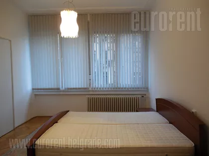 KNEZ MIHAILOVA | 4zida.rs