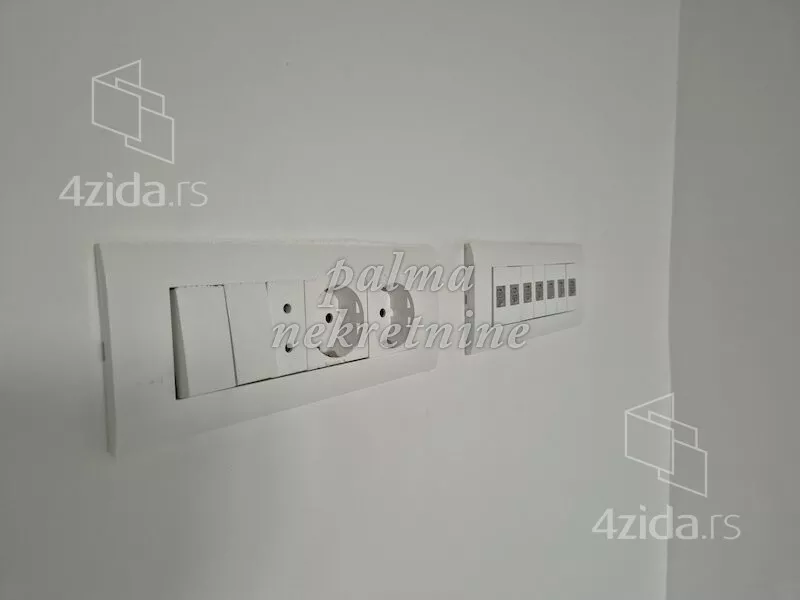 Lokal | 4zida