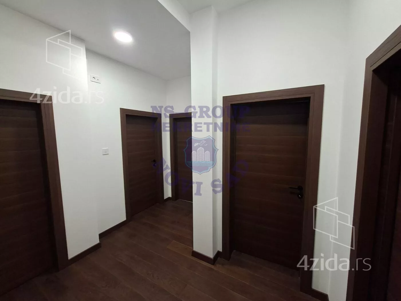 Petosoban stan | 4zida