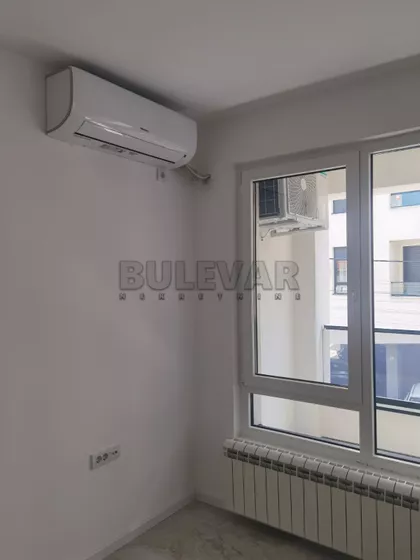 Jovana Skerlića | 4zida.rs