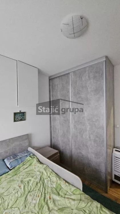 Univerzijade | 4zida.rs