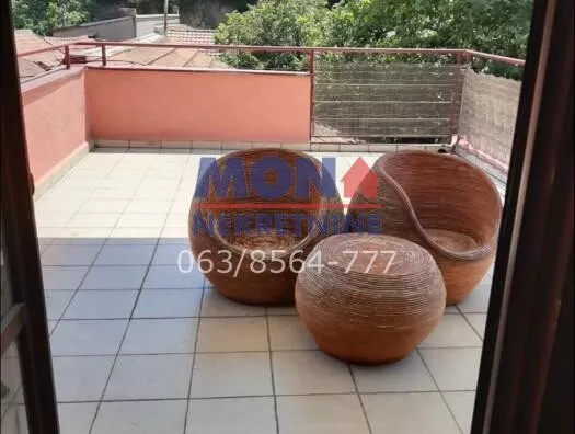 Šestosoban stan | 4zida