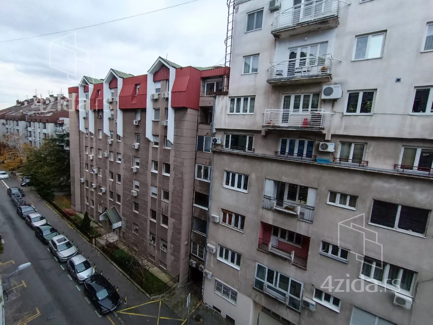 Dvoiposoban stan | 4zida