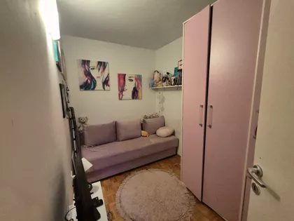 Gandijeva bb | 4zida.rs