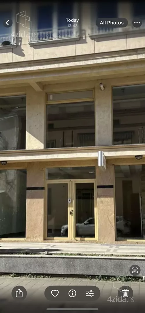 Poslovni prostor | 4zida