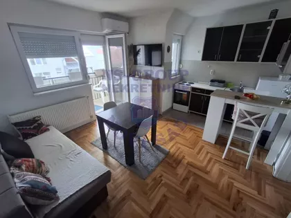 Veternička Rampa | 4zida.rs