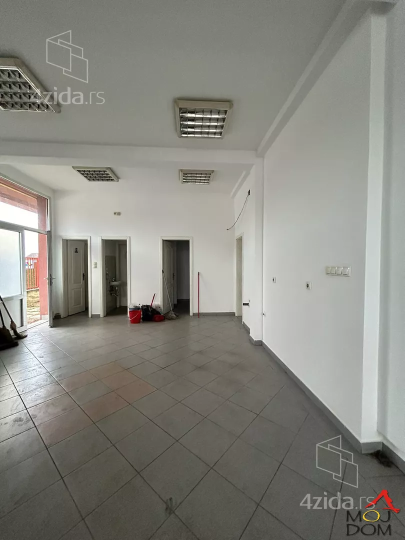 Poslovni prostor | 4zida