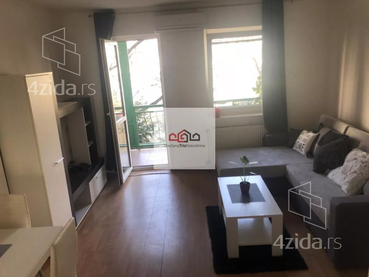 Garsonjera | 4zida