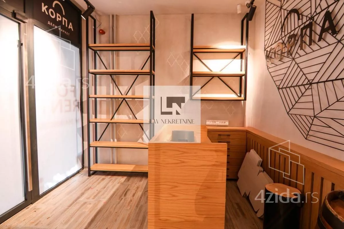 Lokal | 4zida
