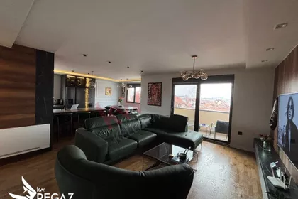 Zmaj Jovina | 4zida.rs