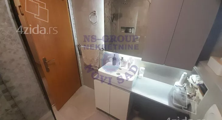 4-etažna kuća | 4zida