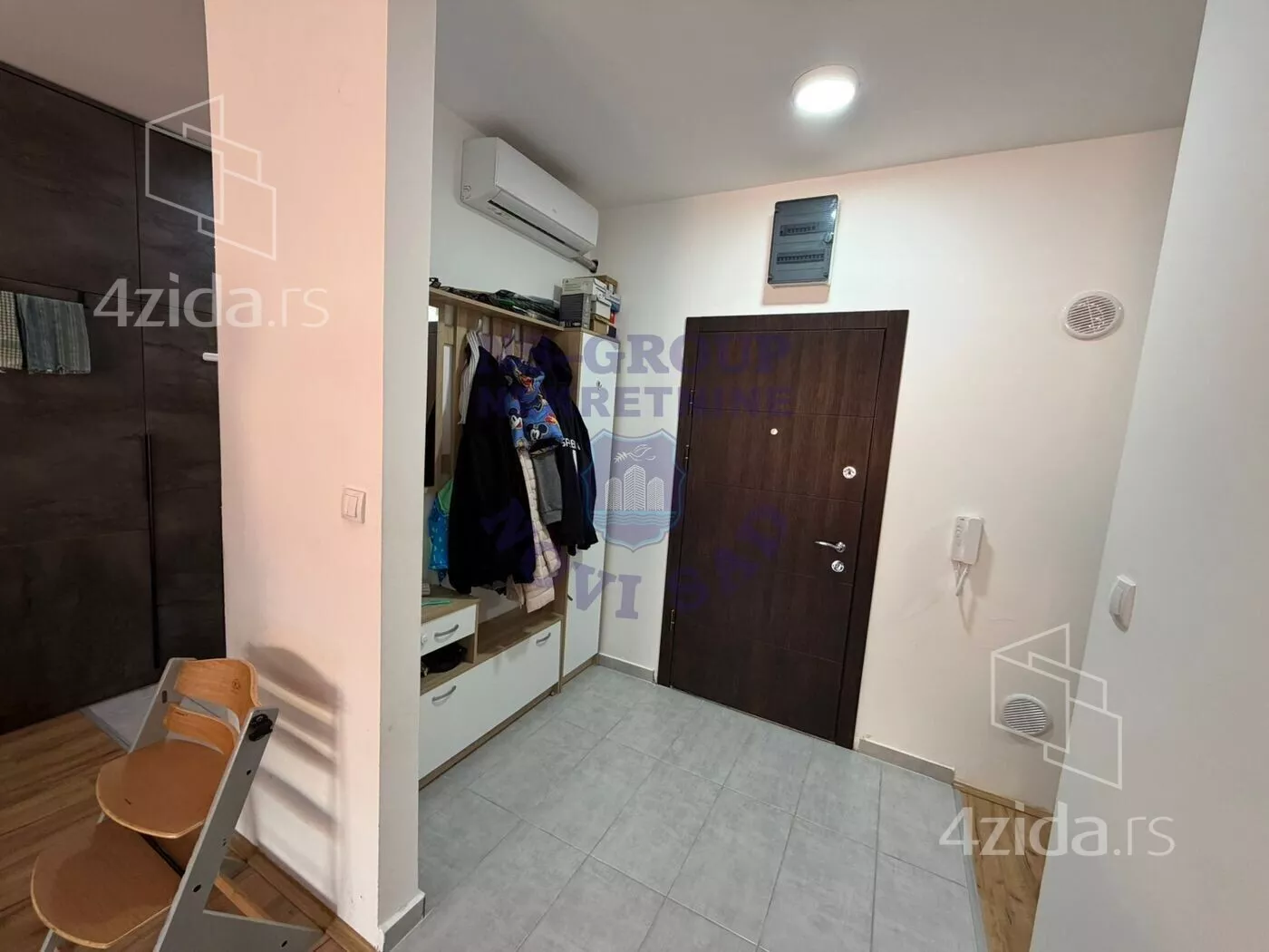 Troiposoban stan | 4zida