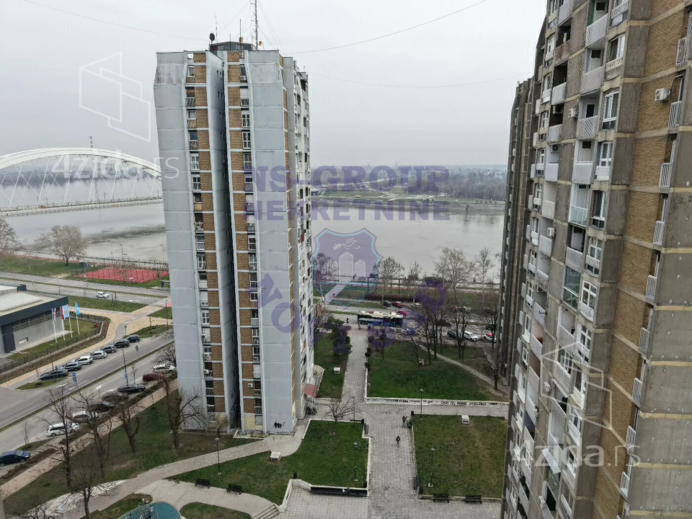 Četvorosoban stan | 4zida