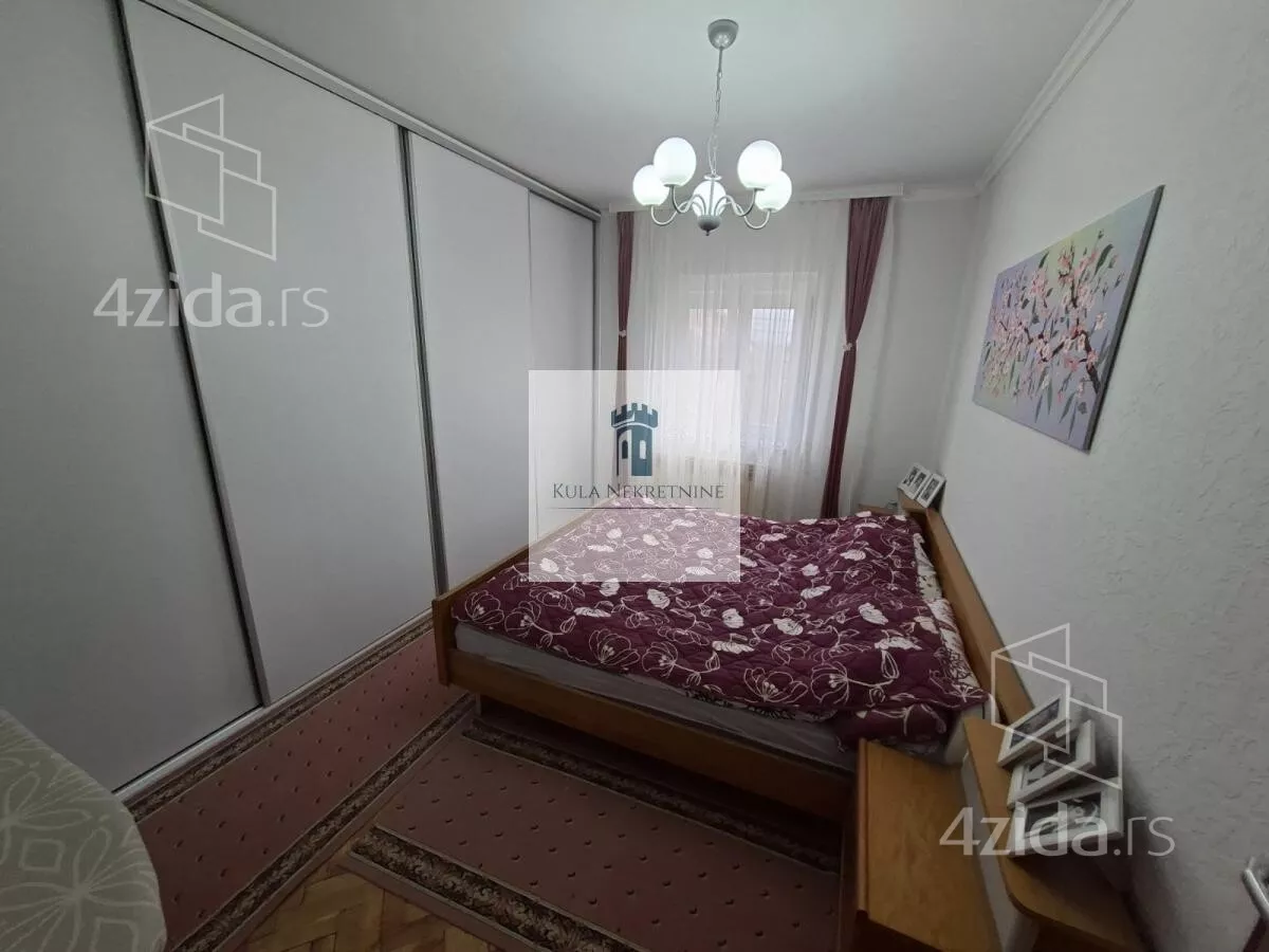 Troiposoban stan | 4zida