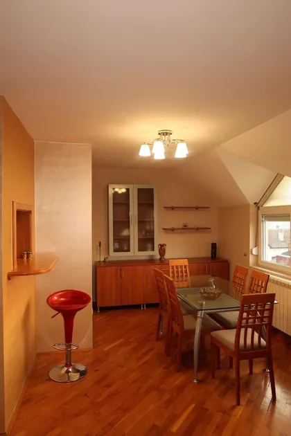 Gradske lokacije | 4zida.rs