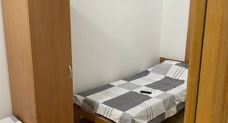 Šestosoban stan | 4zida