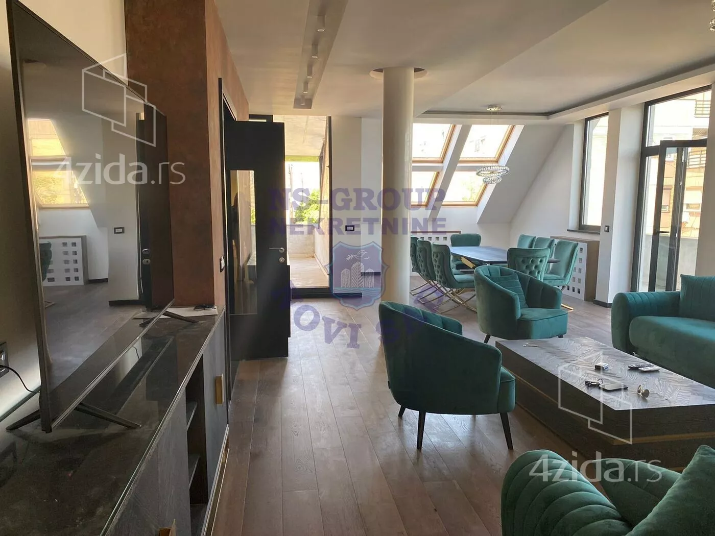 Šestosoban stan | 4zida