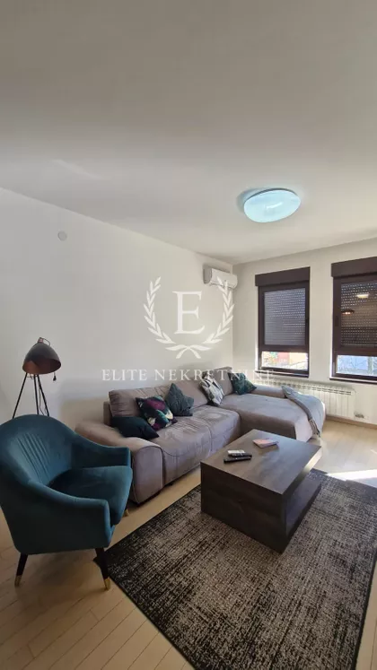 Žikice Jovanovića bb | 4zida.rs