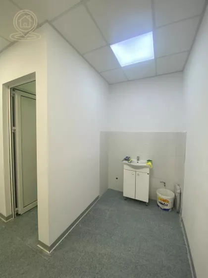 Dom Zdravlja | 4zida.rs