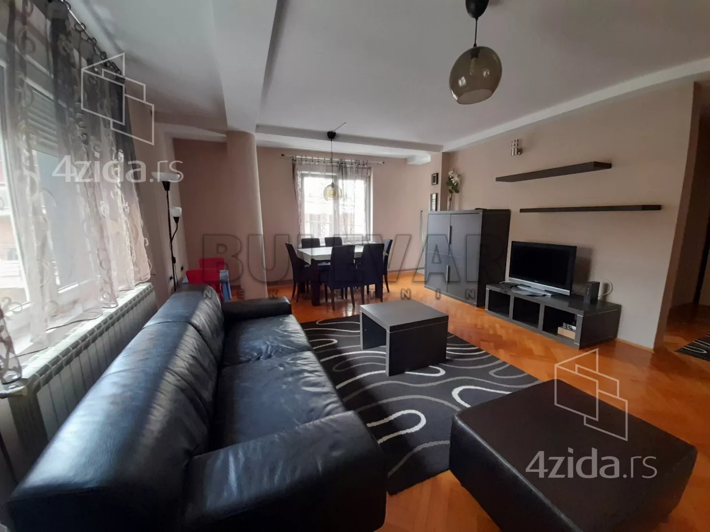 Troiposoban stan | 4zida