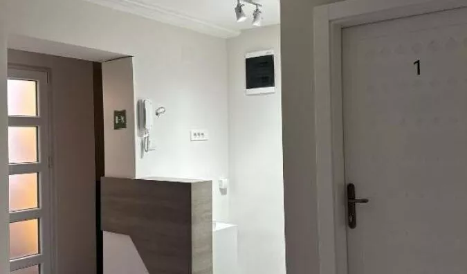 Poslovna zgrada | 4zida