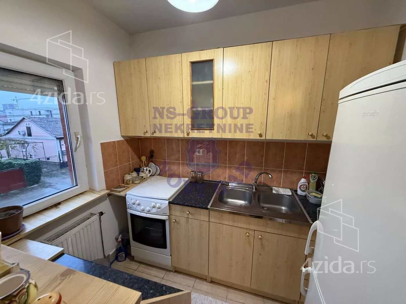 Jednoiposoban stan | 4zida