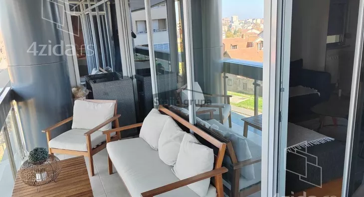 Dvoiposoban stan | 4zida