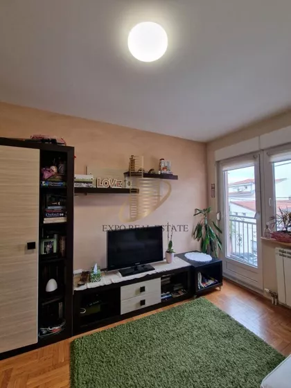 Učiteljsko naselje | 4zida.rs