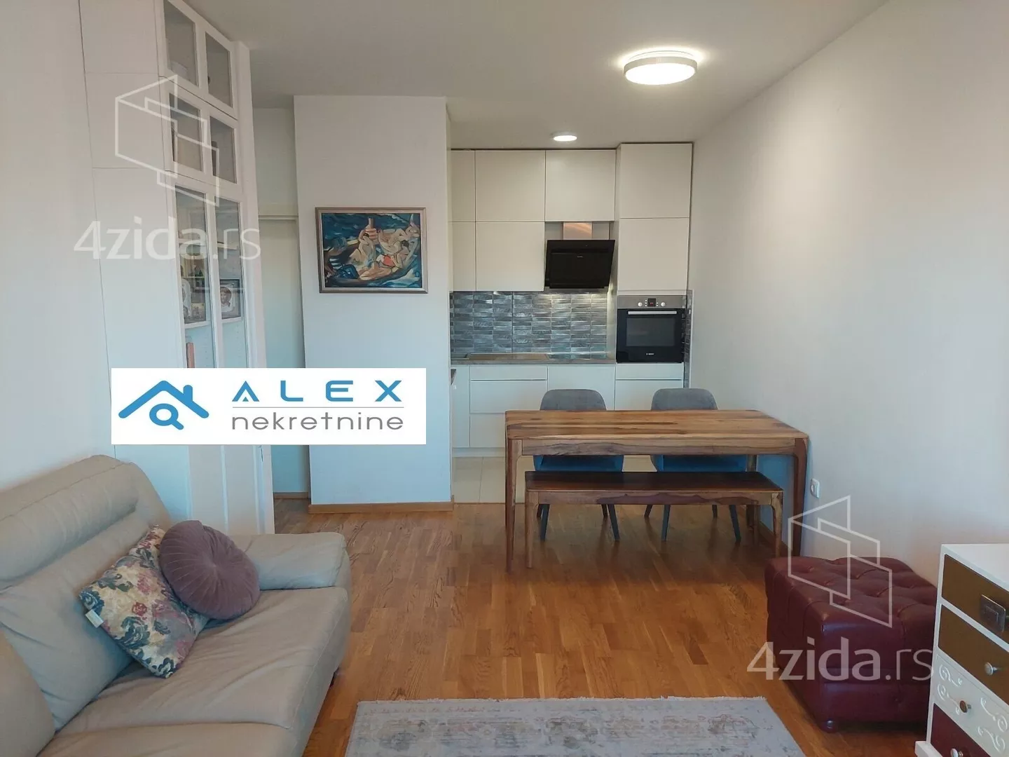 Dvoiposoban stan | 4zida