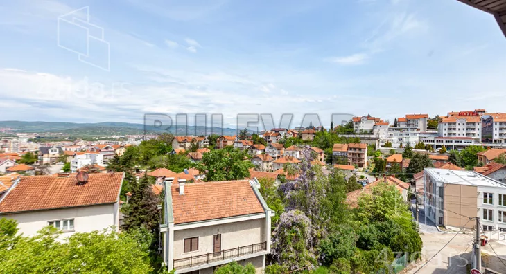 4-etažna kuća | 4zida