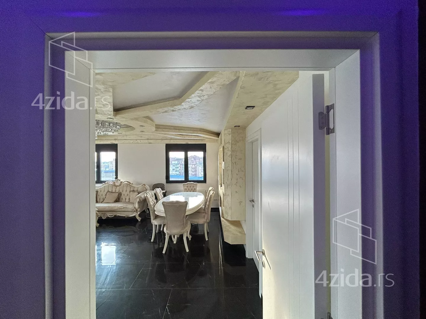 Dvoiposoban stan | 4zida