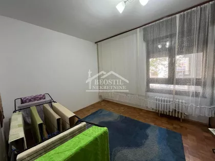 Karađorđeva | 4zida.rs