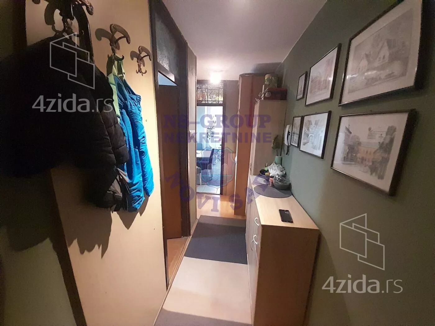 Jednoiposoban stan | 4zida