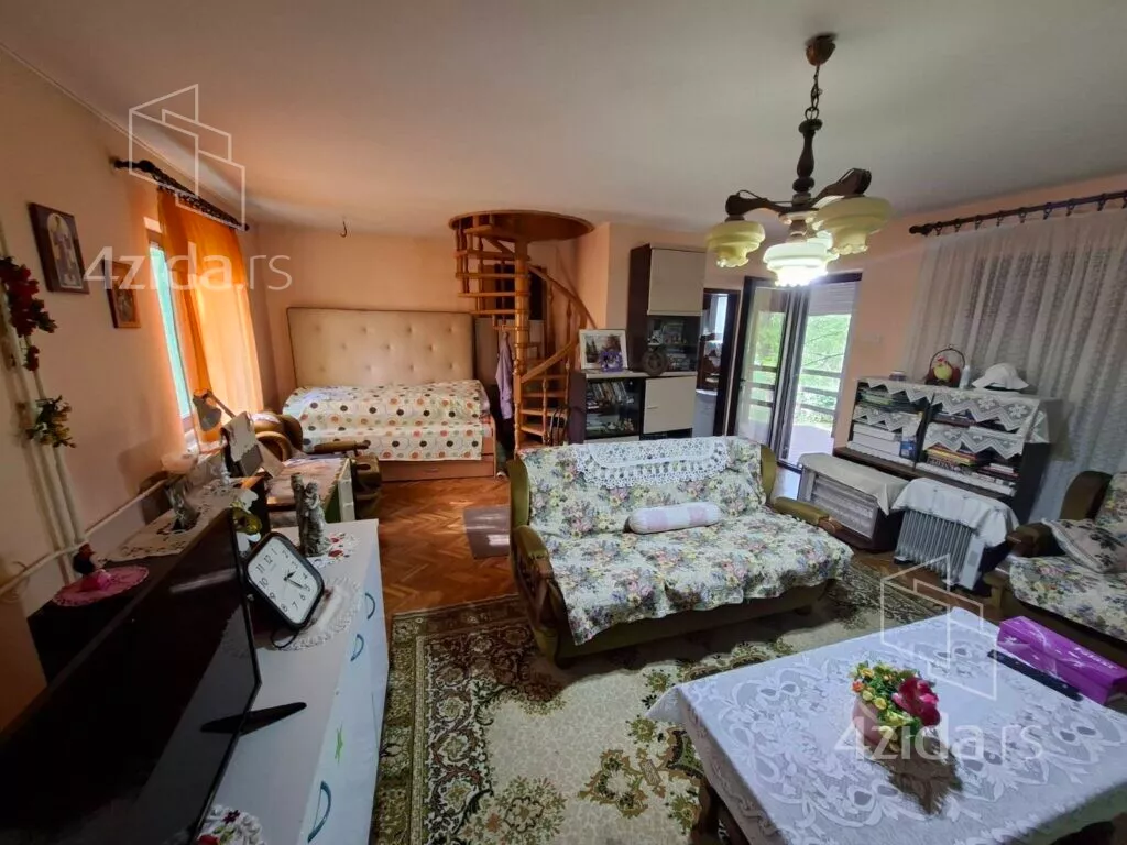 2-etažna kuća | 4zida