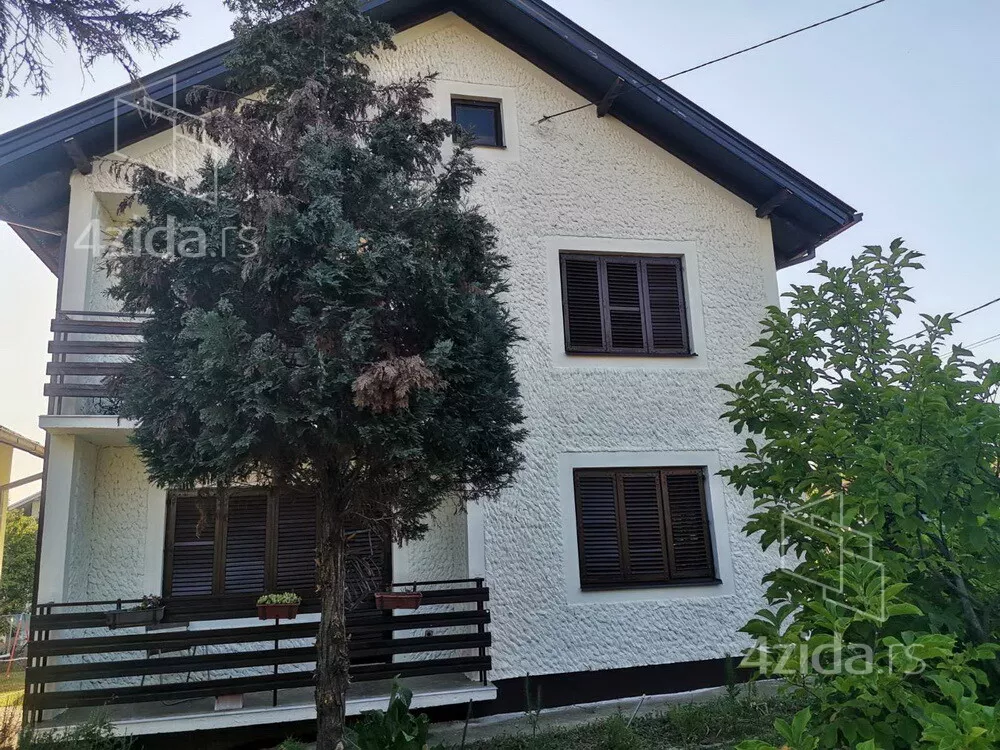 Kuća | 4zida
