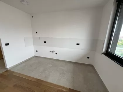 Sajmište | 4zida.rs