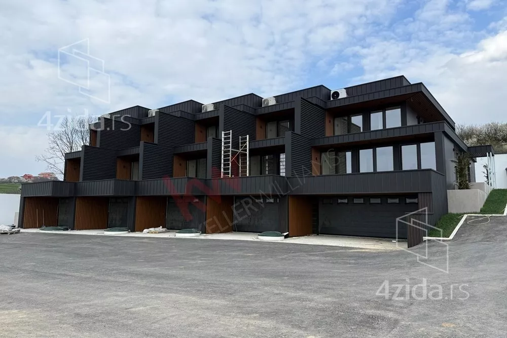 3-etažna kuća | 4zida