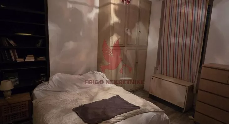 Četvoroiposoban stan | 4zida