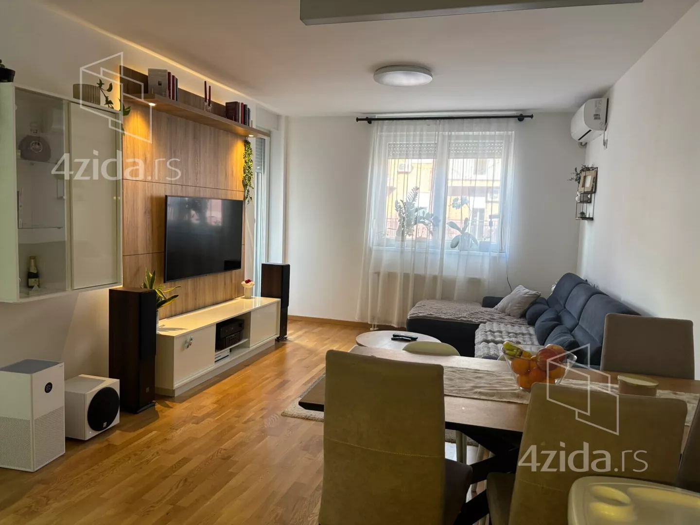 Dvoiposoban stan | 4zida