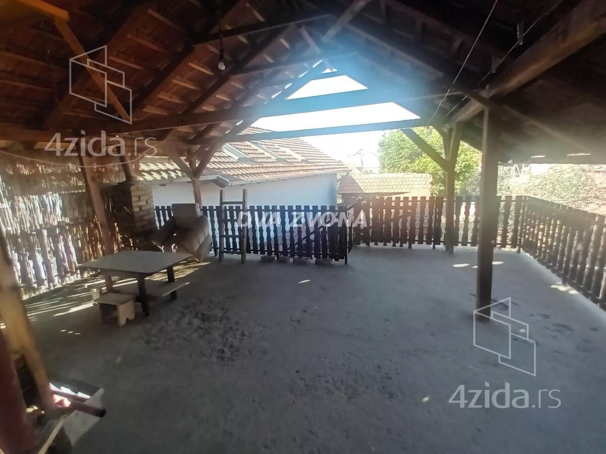 Kuća | 4zida