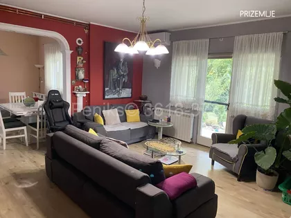 Prve radio stanice | 4zida.rs