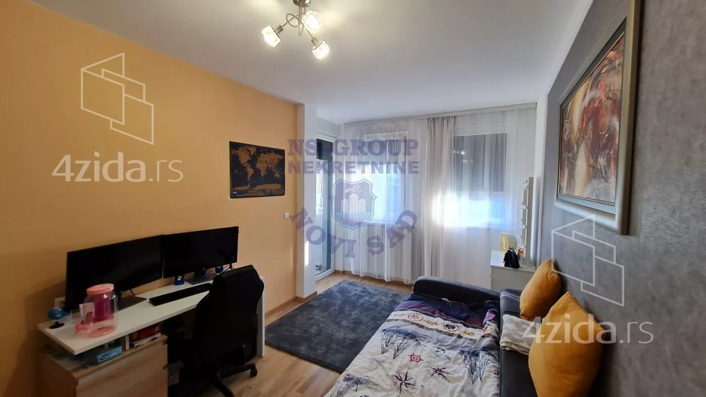 Petosoban stan | 4zida