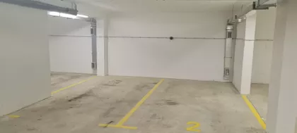 Cetinjska | 4zida.rs