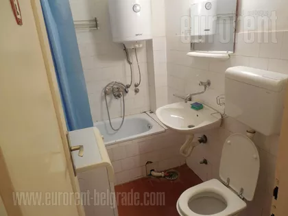 STARI MERKATOR | 4zida.rs