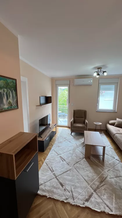 Hilandarska 3A | 4zida.rs