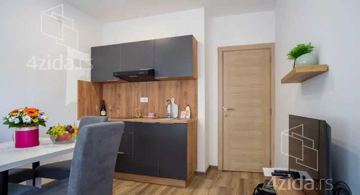4-etažna kuća | 4zida