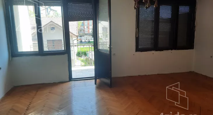 4-etažna kuća | 4zida