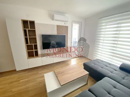 Dom Zdravlja | 4zida.rs